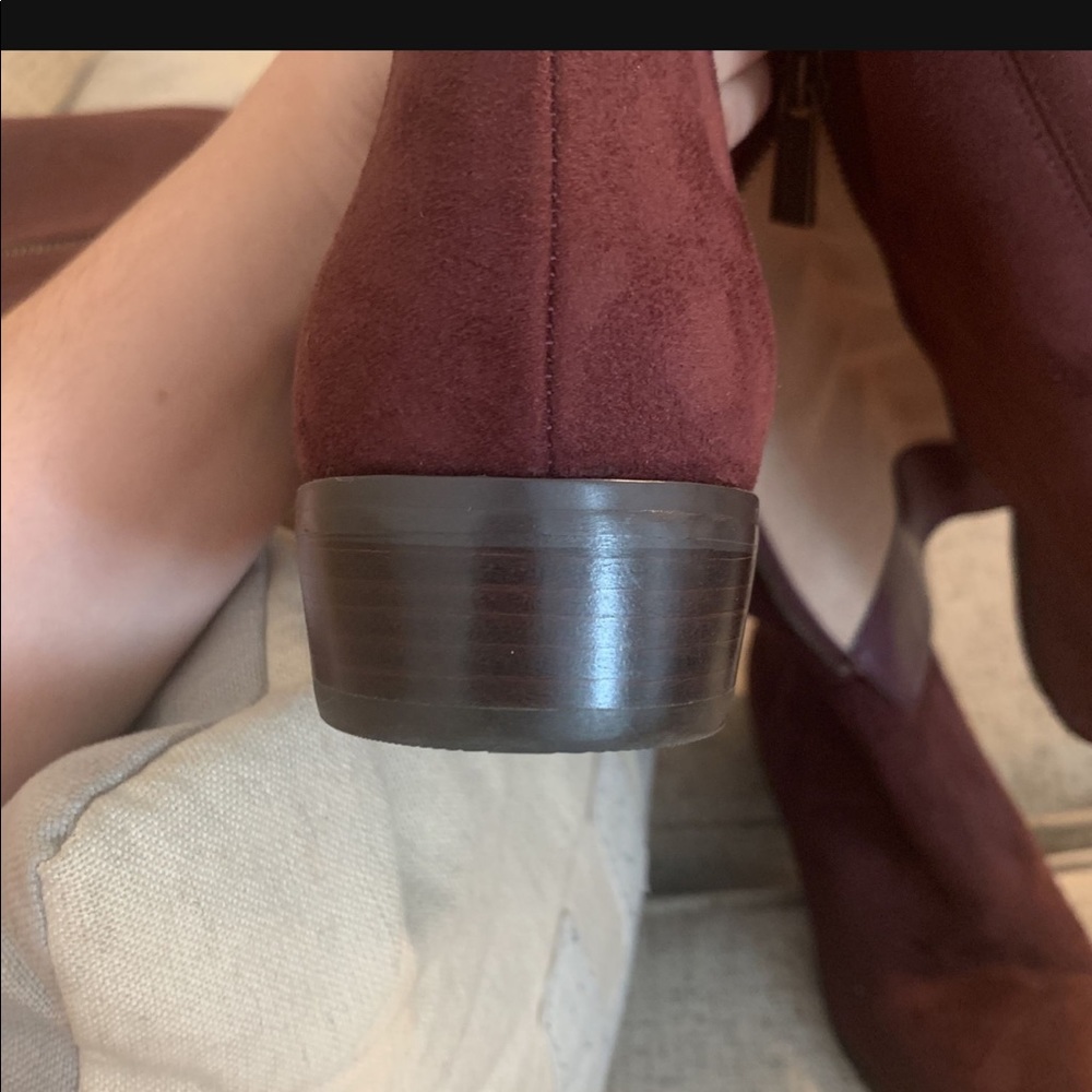 Michael kors burgundy boots - Picture 3 of 8